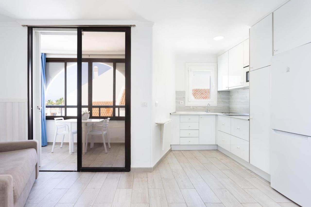 ארונה Classbnb - 3 Apartments 50M From The Las Americas Promenade מראה חיצוני תמונה